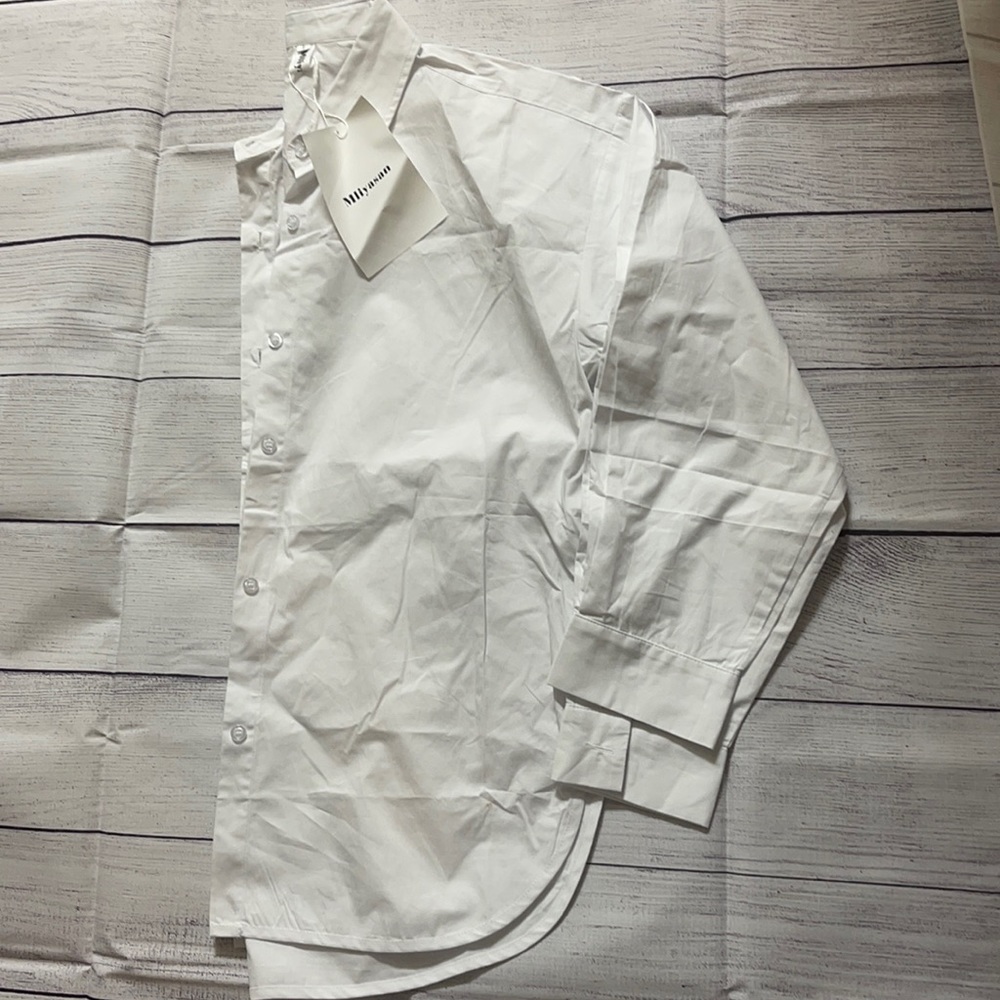 White button down collared shirt